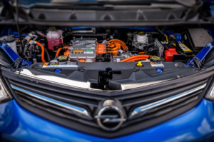 Opel Ampera – ispražnjen akumulator 12V – uzrok